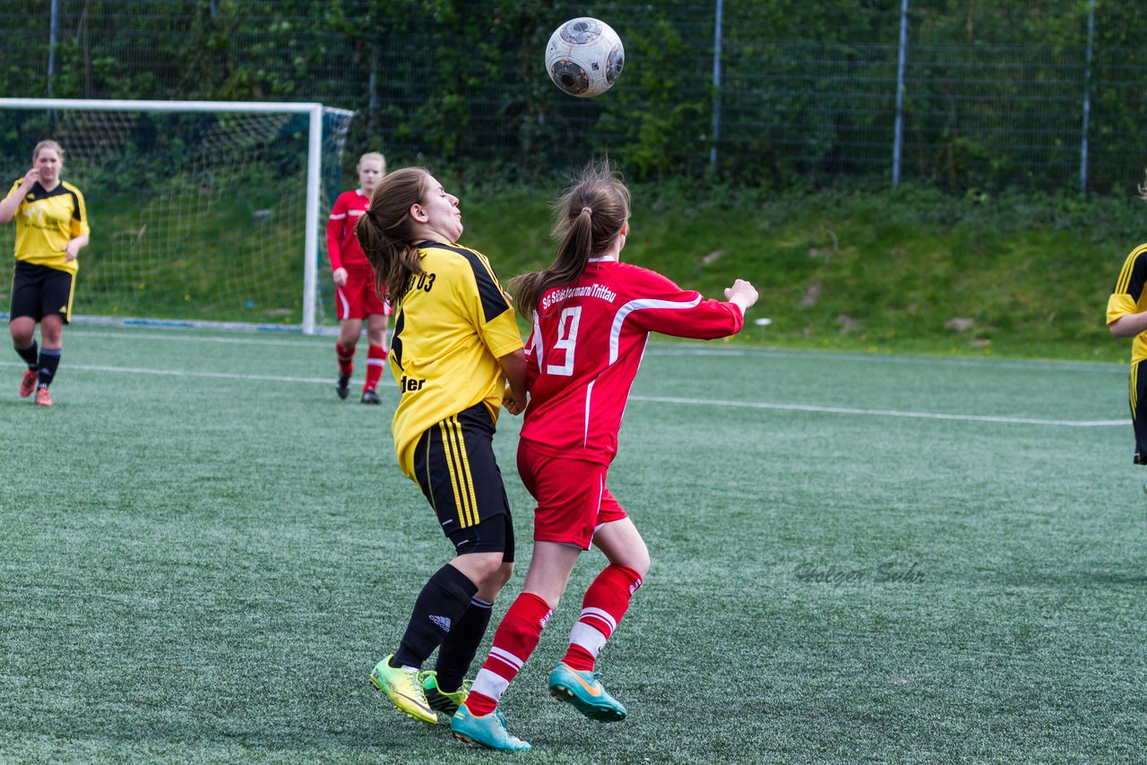 Bild 335 - B-Juniorinnen SG Trittau/Sdstormarn - SV Frisia 03 Risum Lindholm : Ergebnis: 3:1